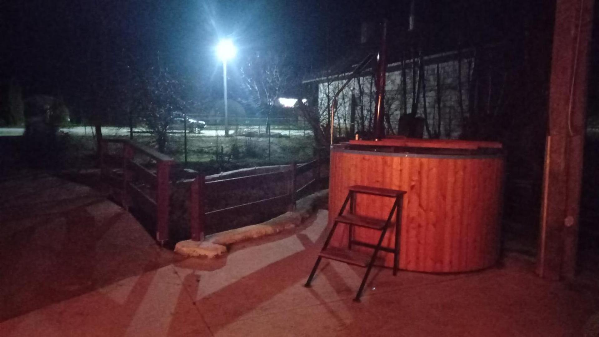 Pensiunea Valea Toplitei Rosia Экстерьер фото